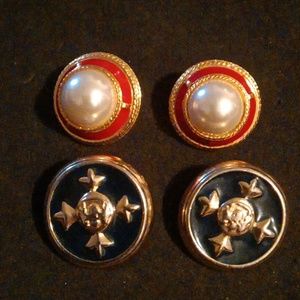 2 Pairs Vintage Unsigned Enamel Clip On Earrings. Great Shape.